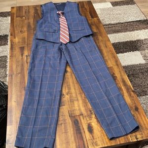 Boys 3-piece suit, size 12